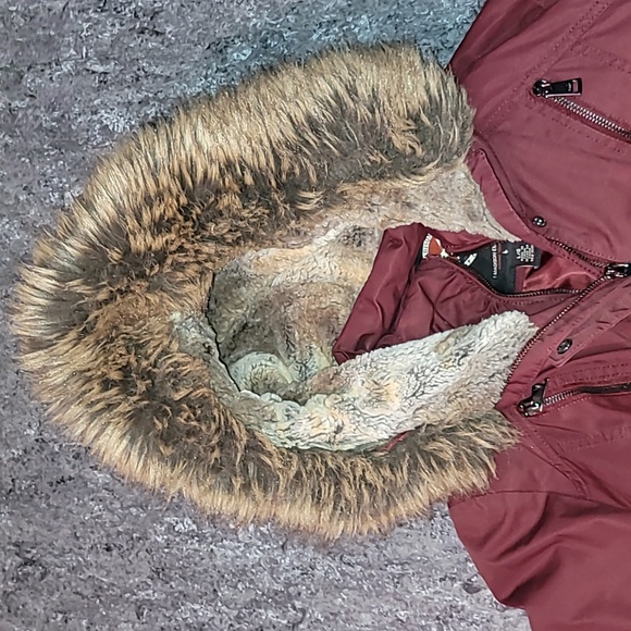 1 Madison Expedition. Parka. Faux-fox fur hood lining. Premium. Women's size L - Picture 2 of 16